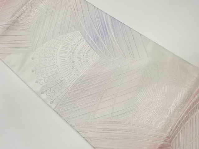 曲線に華文模様織出し袋帯